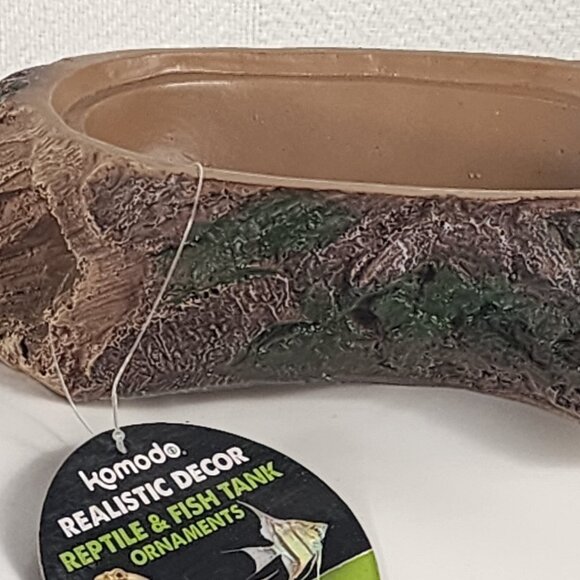 Komodo Realistic Decor Reptile and Fish Tank Hygenic Forest Hiding Den Ornament - Picture 2 of 16